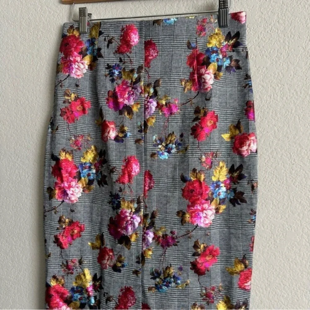 ECI Women's Floral Pencil Skirt - Gray and Red Steampunk